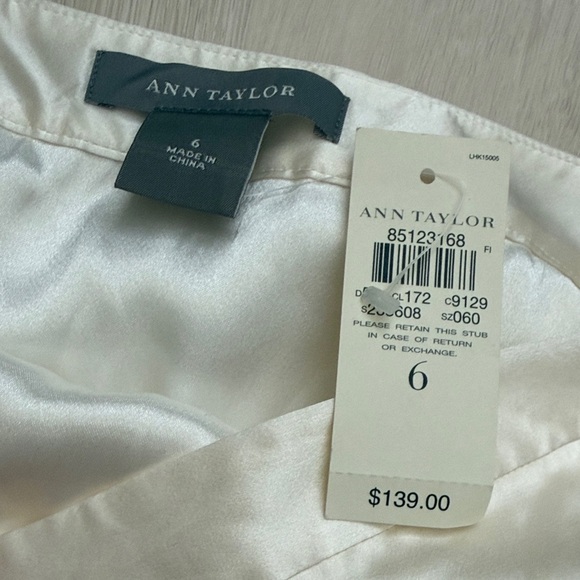 Ann Taylor Silk Tiered Cream Mini Skirt - Picture 2 of 8